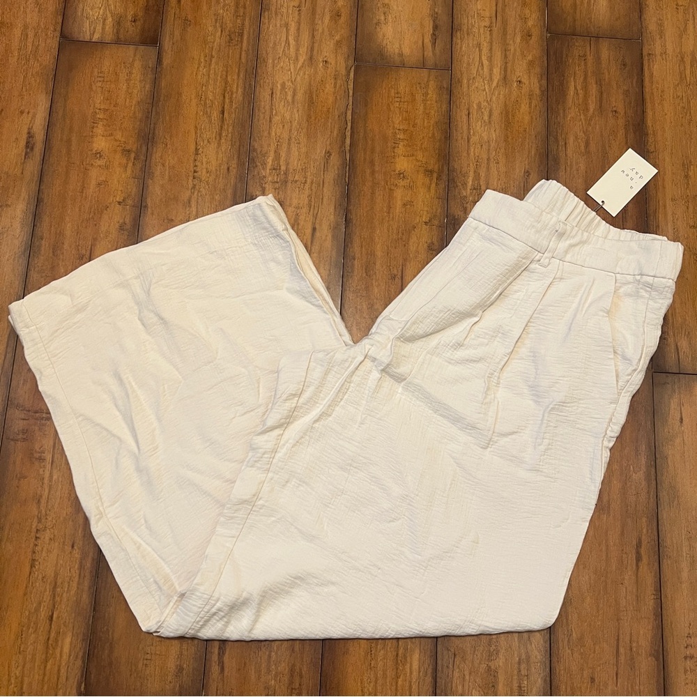 A New Day Cream Textured Wide-Leg Pants NWT